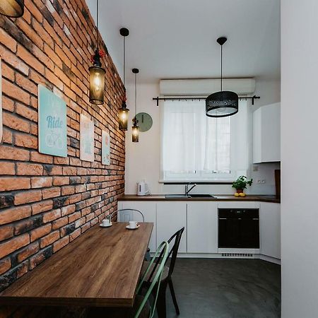 Shortstaypoland Aleje Jerozolimskie Warschau Buitenkant foto