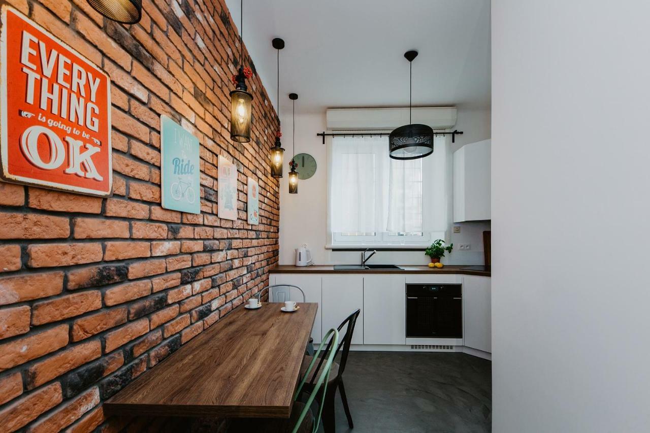 Shortstaypoland Aleje Jerozolimskie Warschau Buitenkant foto
